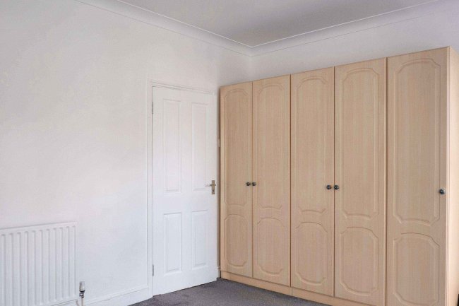 33 Hunsdon Road, New Cross, London, SE14 5RD 1