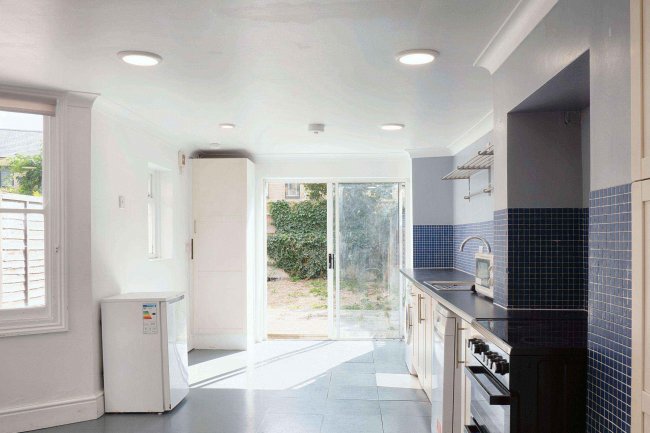 33 Hunsdon Road, New Cross, London, SE14 5RD 1