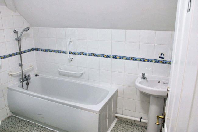 Ashlee Lodge, 5b Jameson Road, Bexhill-on-Sea, East Sussex TN40 1EG 10