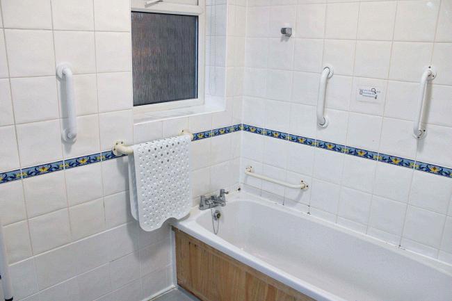 Ashlee Lodge, 5b Jameson Road, Bexhill-on-Sea, East Sussex TN40 1EG 10