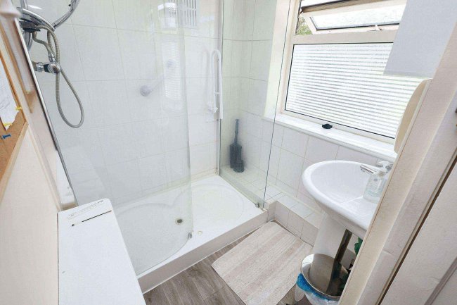 Ashamber - Norreys Road, 25 - 27 Norreys Rd, Didcot, Oxfordshire OX11 0AT 4