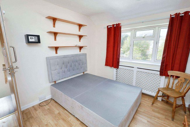 Ashamber - Norreys Road, 25 - 27 Norreys Rd, Didcot, Oxfordshire OX11 0AT 4