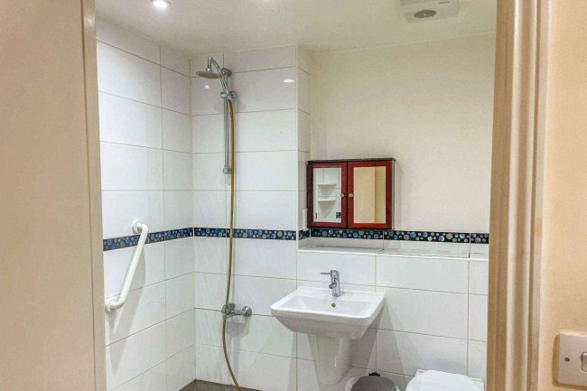 1 Coastal Place, New Church Road, Hove, East Sussex, BN3 4BS 9