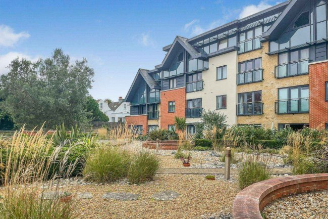 1 Coastal Place, New Church Road, Hove, East Sussex, BN3 4BS 9