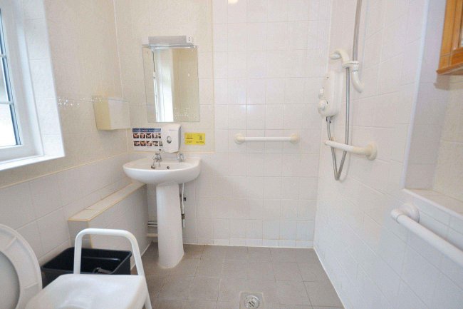 Ashfield House, 105 Ashley Rd, New Milton, Hampshire, BH25 5BL 9