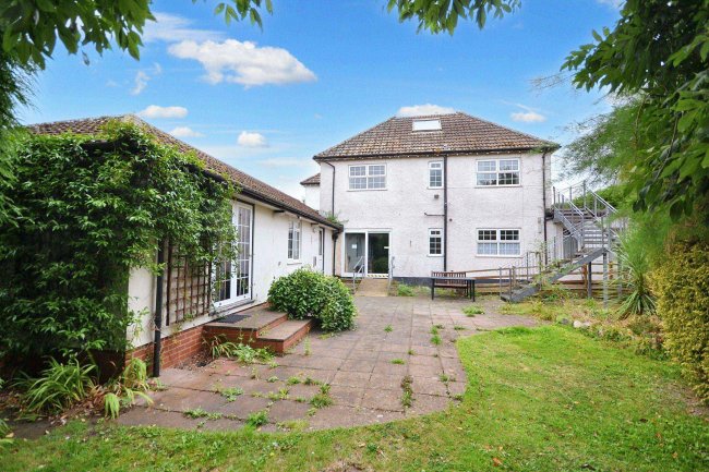 Ashfield House, 105 Ashley Rd, New Milton, Hampshire, BH25 5BL 9