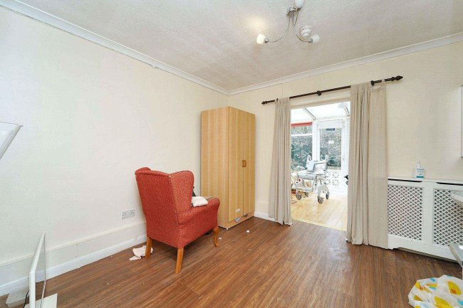 Ashtead House, 153 Barnett Wood Road, Ashtead, Surrey, KT21 2LR 6