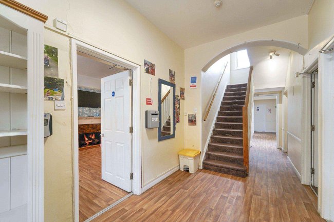 Ashtead House, 153 Barnett Wood Road, Ashtead, Surrey, KT21 2LR 6