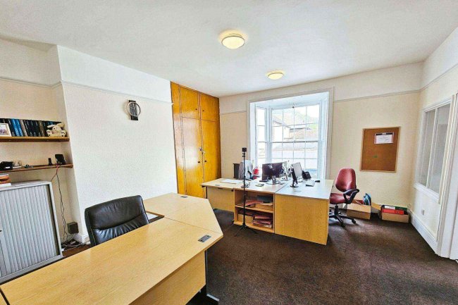 18/22 Church Street, Malvern, Worcestershire WR14 2AY 7