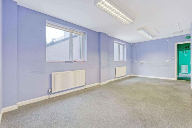 17 Hardinge Road, Ashford, TN24 8HB 27