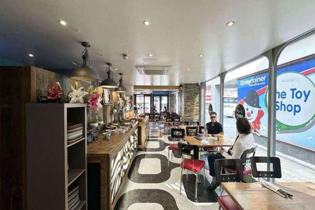 59 High Street Colchester CO1 1DH 6