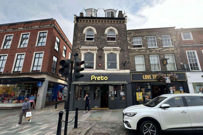 59 High Street Colchester CO1 1DH 6