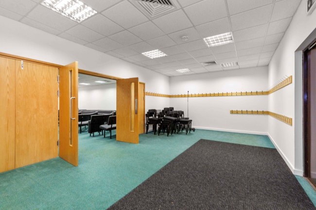 20 Pitts Lane, Earley, Reading, Berkshire RG6 1BT 8