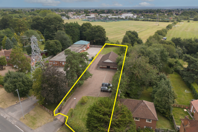 20 Pitts Lane, Earley, Reading, Berkshire RG6 1BT 8