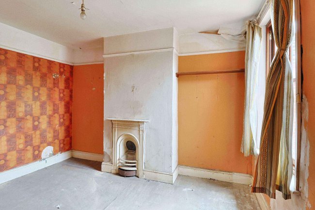 98 Imperial Avenue, Shirley, Southampton, SO15 8PZ 3