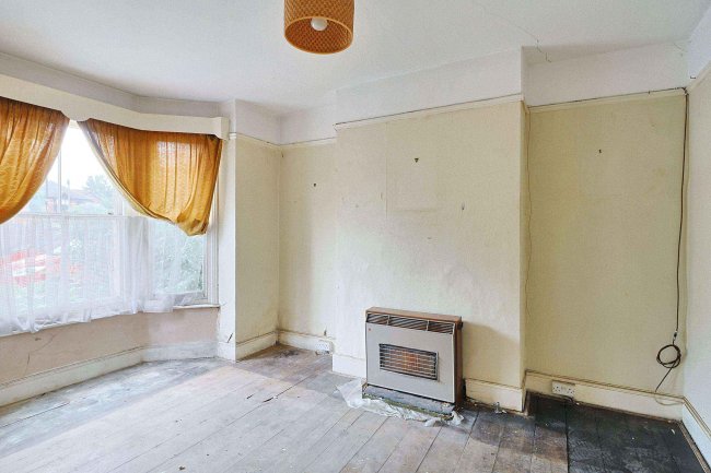 98 Imperial Avenue, Shirley, Southampton, SO15 8PZ 3