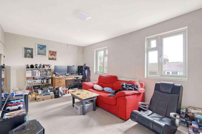 15 Guildhall Street, Folkestone, Kent, CT20 1EA 37