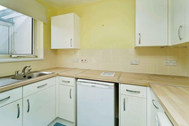 Meller House, Oakbank Road, Bishopstoke, Eastleigh SO50 6HF 3