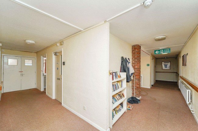 Meller House, Oakbank Road, Bishopstoke, Eastleigh SO50 6HF 3