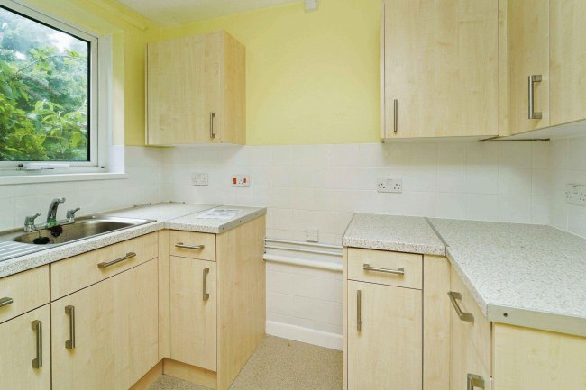 Meller House, Oakbank Road, Bishopstoke, Eastleigh SO50 6HF 3