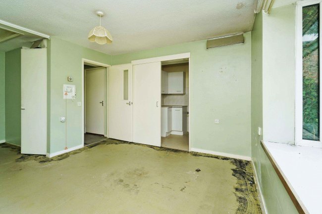 Meller House, Oakbank Road, Bishopstoke, Eastleigh SO50 6HF 3