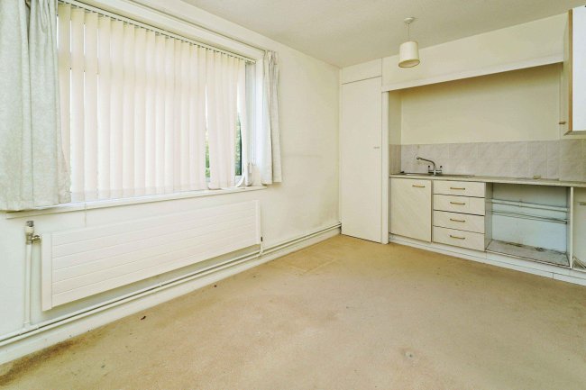 Meller House, Oakbank Road, Bishopstoke, Eastleigh SO50 6HF 3