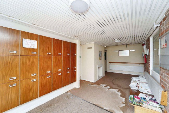 Meller House, Oakbank Road, Bishopstoke, Eastleigh SO50 6HF 3