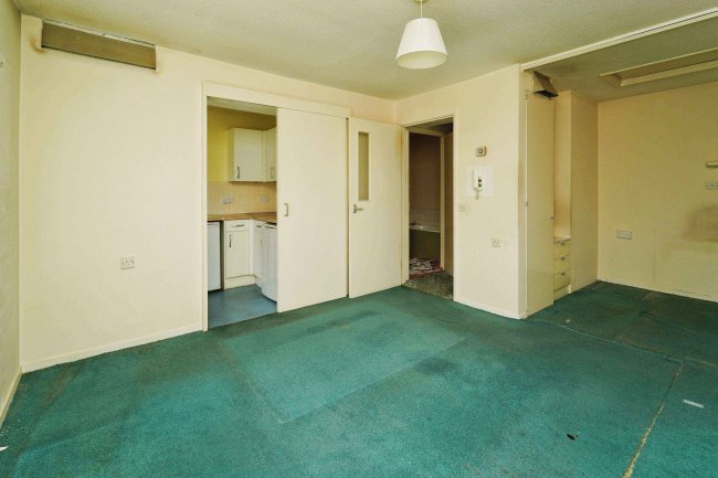 Meller House, Oakbank Road, Bishopstoke, Eastleigh SO50 6HF 3