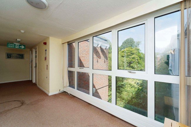 Meller House, Oakbank Road, Bishopstoke, Eastleigh SO50 6HF 3