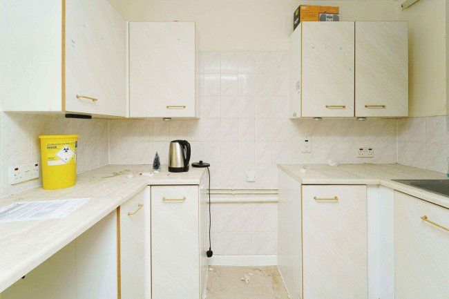 Meller House, Oakbank Road, Bishopstoke, Eastleigh SO50 6HF 3