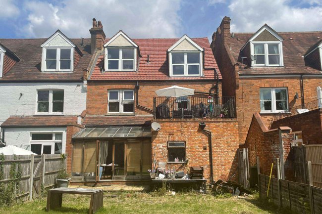 111 Dartmouth Road, Willesden Green, London NW2 4ES 2