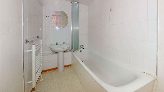 58 Blandford Road, Southall, UB2 4JY 7