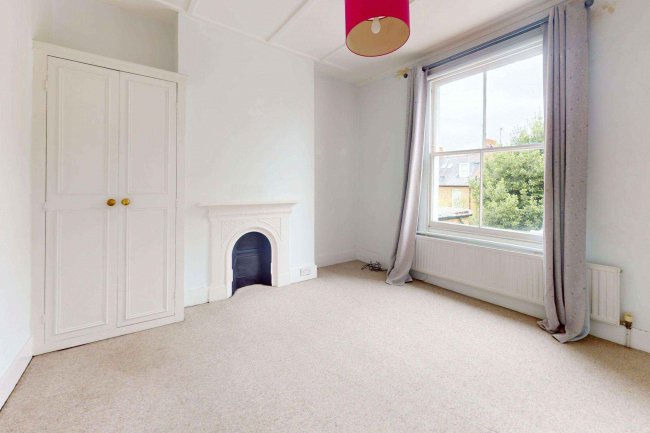 95 Addison Gardens, London, W14 0DT 10