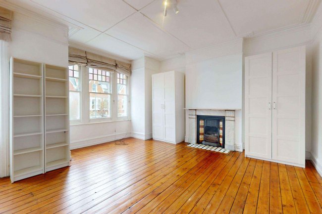 95 Addison Gardens, London, W14 0DT 10