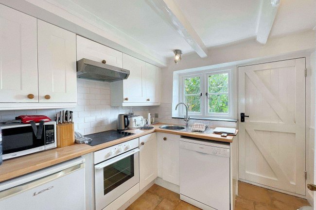 Blacksmiths Cottage, Washbourne TQ9 7UB 6