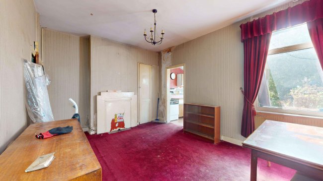 31 Kenlor Road, Tooting, London, SW17 0DG 6