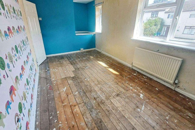 19 Talkin Drive, Middleton, Manchester, M24 5LS 10