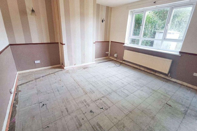 19 Talkin Drive, Middleton, Manchester, M24 5LS 10