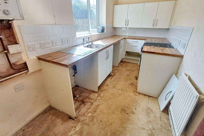 19 Talkin Drive, Middleton, Manchester, M24 5LS 10