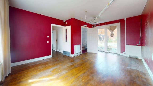 26 Marlowe Square, Mitcham, CR4 1DT 9