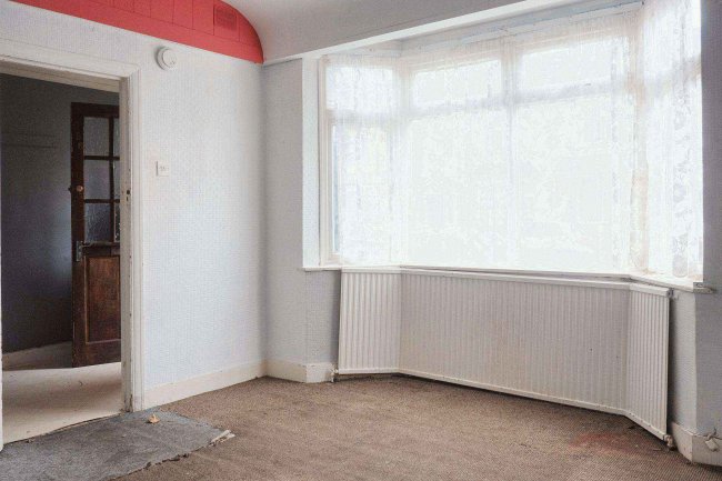 256 Burges Road, East Ham, London, E6 2ES 4