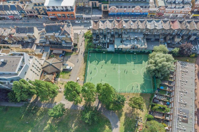 280 Kilburn High Road, London NW6 2BY 21