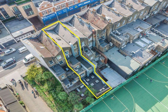 280 Kilburn High Road, London NW6 2BY 21