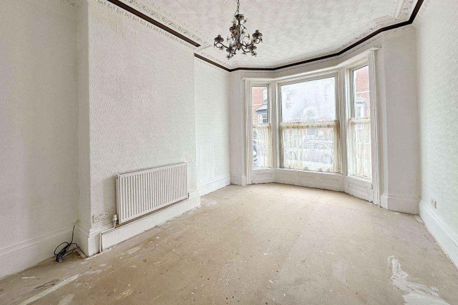 Flat 1, 5 Highfield, Scarborough YO12 4AW 1