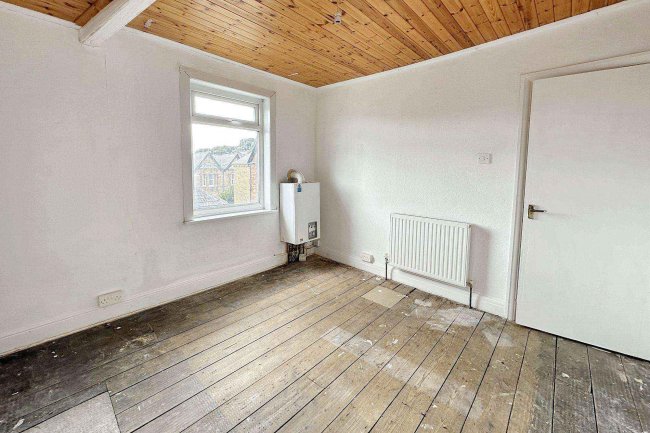 Flat 3, 5 Highfield, Scarborough YO12 4AW 3