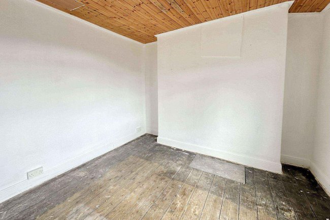 Flat 3, 5 Highfield, Scarborough YO12 4AW 3