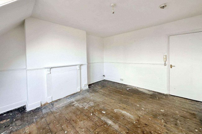 Flat 3, 5 Highfield, Scarborough YO12 4AW 3