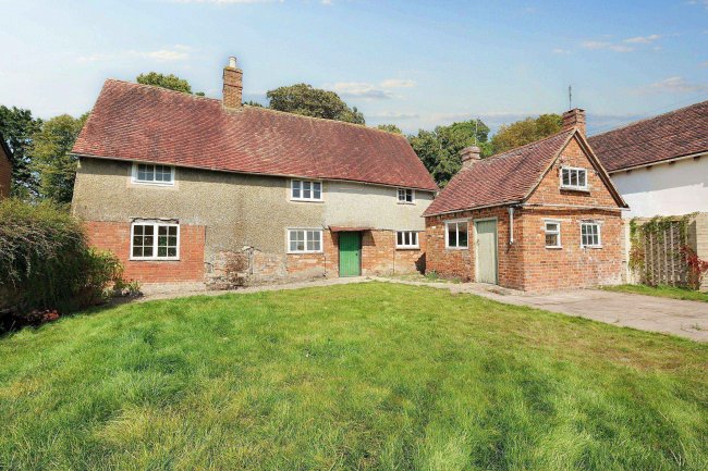 21 The Causeway, Abingdon, Oxfordshire, OX13 6SE 1