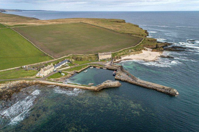 Sandside Harbour, Reay, Caithness, Thurso, Scotland KW14 7RN 1