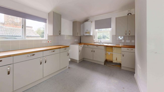 Flat A and B, 98 Embleton Road, Lewisham, London, SE13 7DG 6